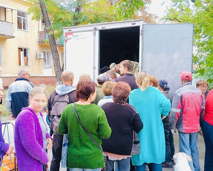 Кубанские казаки отвезли почти 400 тонн гумпомощи на Донбасс